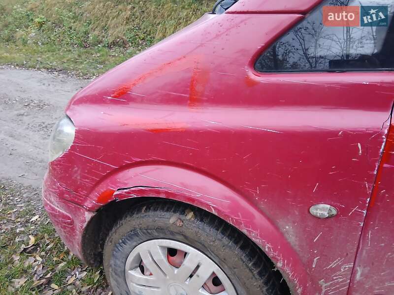 Минивэн Mercedes-Benz Vito 2004 в Хотине