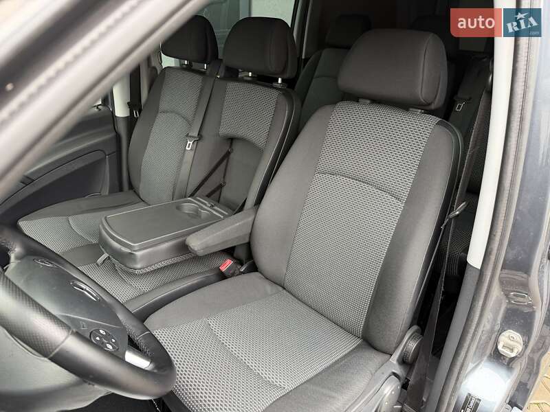 Минивэн Mercedes-Benz Vito 2013 в Черновцах