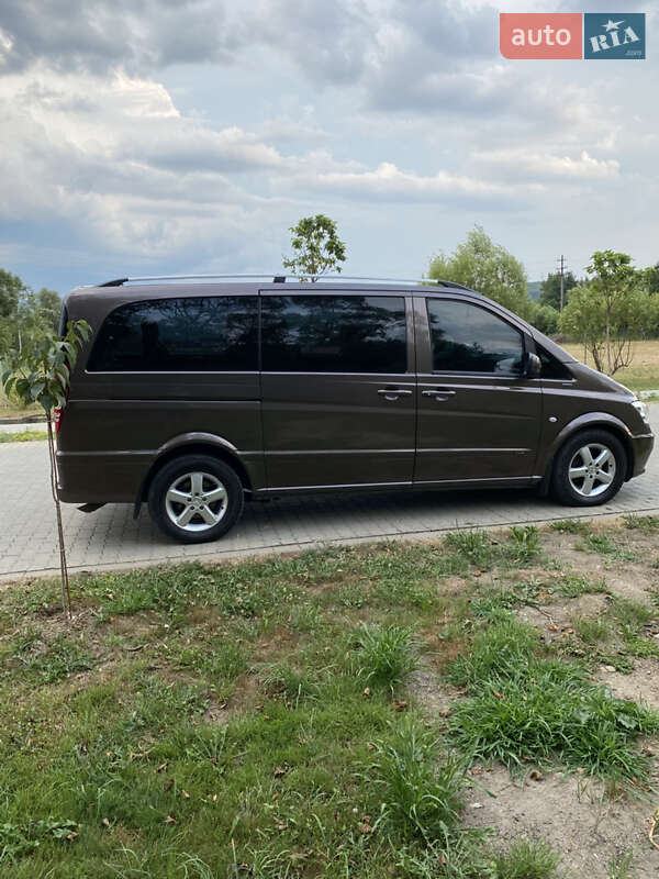 Минивэн Mercedes-Benz Vito 2012 в Сваляве