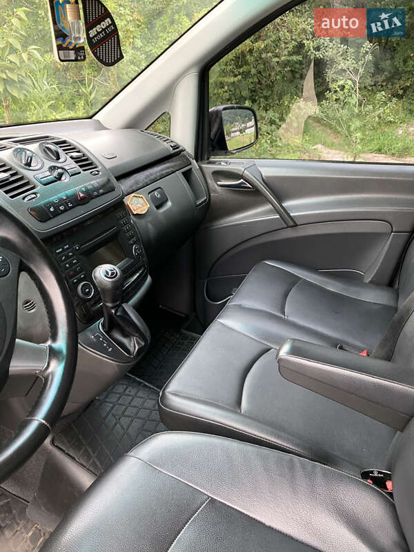 Минивэн Mercedes-Benz Vito 2012 в Сваляве