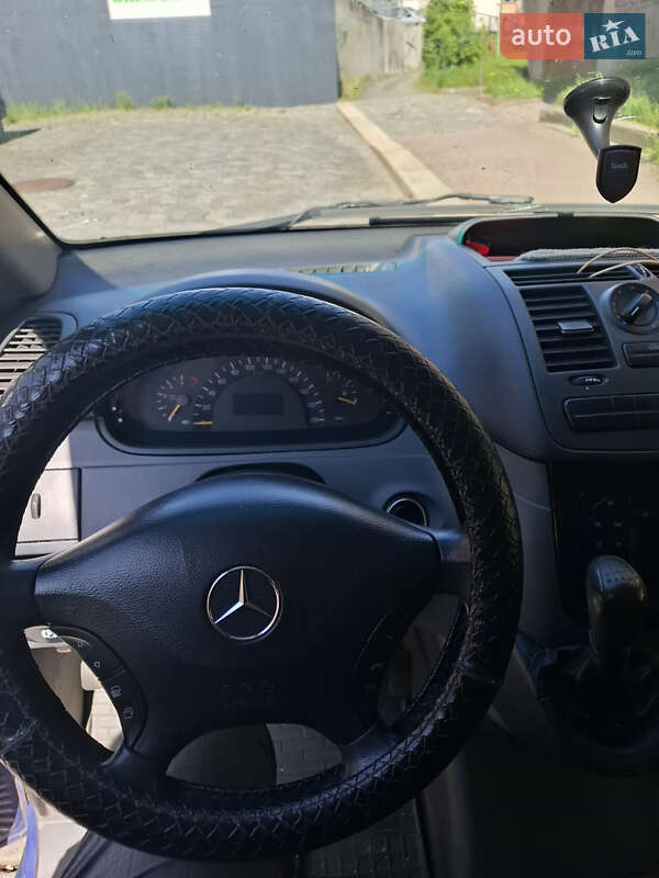 Микроавтобус грузовой (до 3,5т) Mercedes-Benz Vito 2005 в Черновцах фото 2 Микроавтобус грузовой (до 3,5т) Mercedes-Benz Vito 2005 в Черновцах