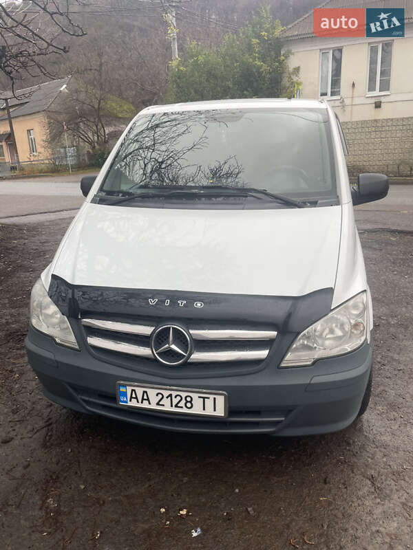 Микроавтобус грузовой (до 3,5т) Mercedes-Benz Vito 2013 в Виноградове