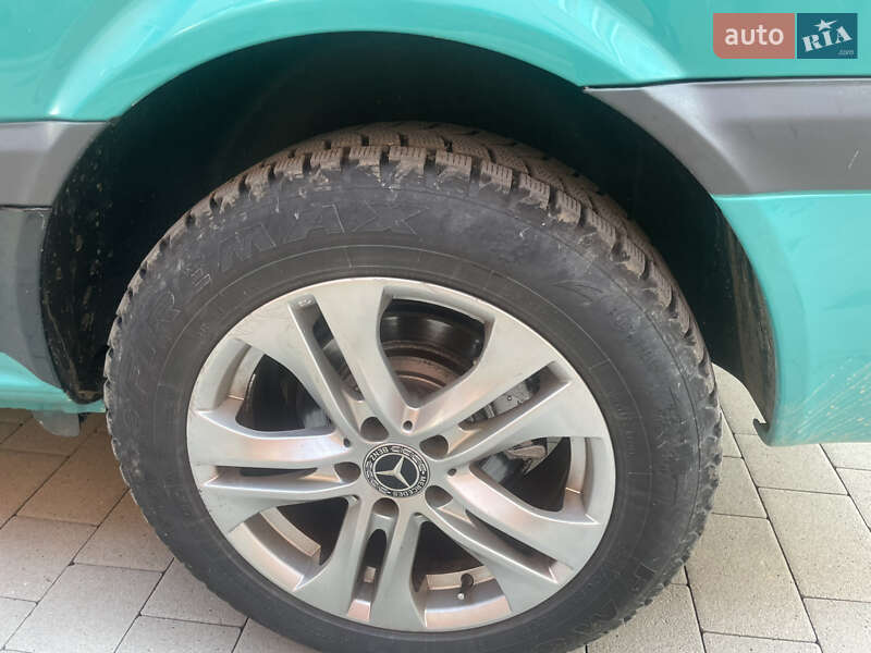 Вантажний фургон Mercedes-Benz Vito 2013 в Нижній Апші