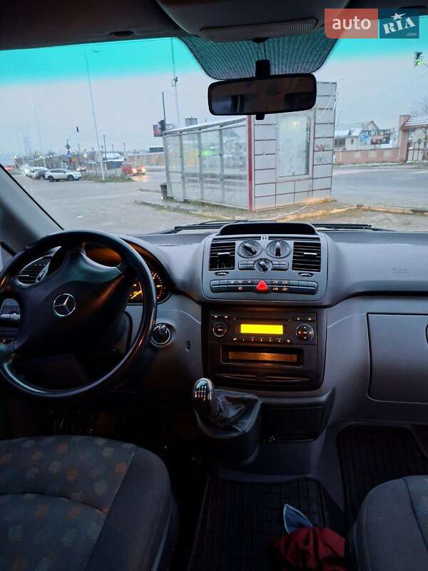 Минивэн Mercedes-Benz Vito 2010 в Ивано-Франковске