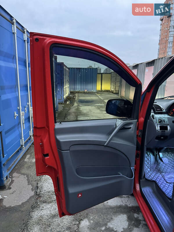 Мінівен Mercedes-Benz Vito 2006 в Києві