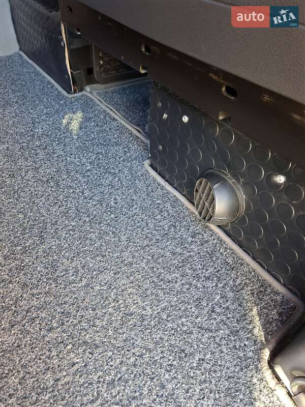 Минивэн Mercedes-Benz Vito 2007 в Черновцах фото 15 Минивэн Mercedes-Benz Vito 2007 в Черновцах