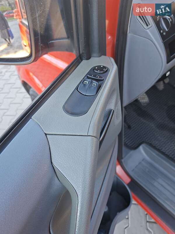 Минивэн Mercedes-Benz Vito 2007 в Черновцах фото 17 Минивэн Mercedes-Benz Vito 2007 в Черновцах
