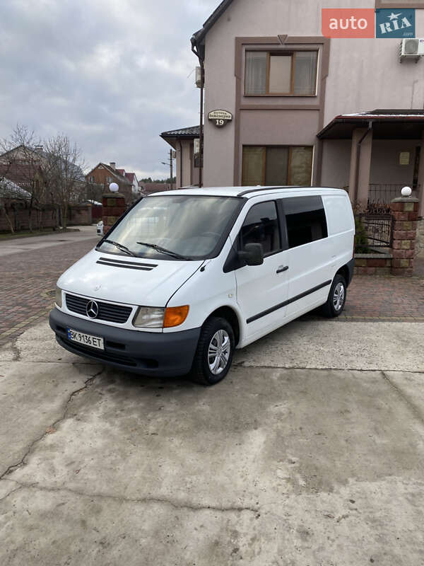 Минивэн Mercedes-Benz Vito 2001 в Вараше