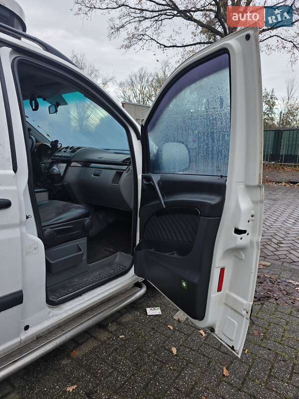 Мінівен Mercedes-Benz Vito 2006 в Києві