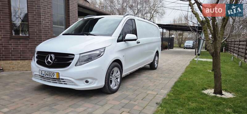 Грузовой фургон Mercedes-Benz Vito 2022 в Бердичеве