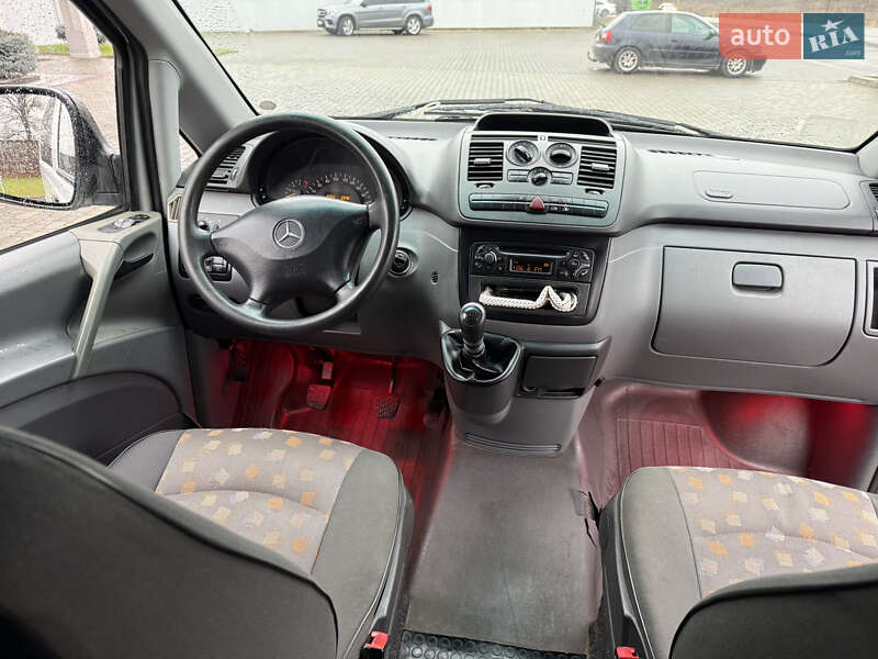 Минивэн Mercedes-Benz Vito 2004 в Черновцах