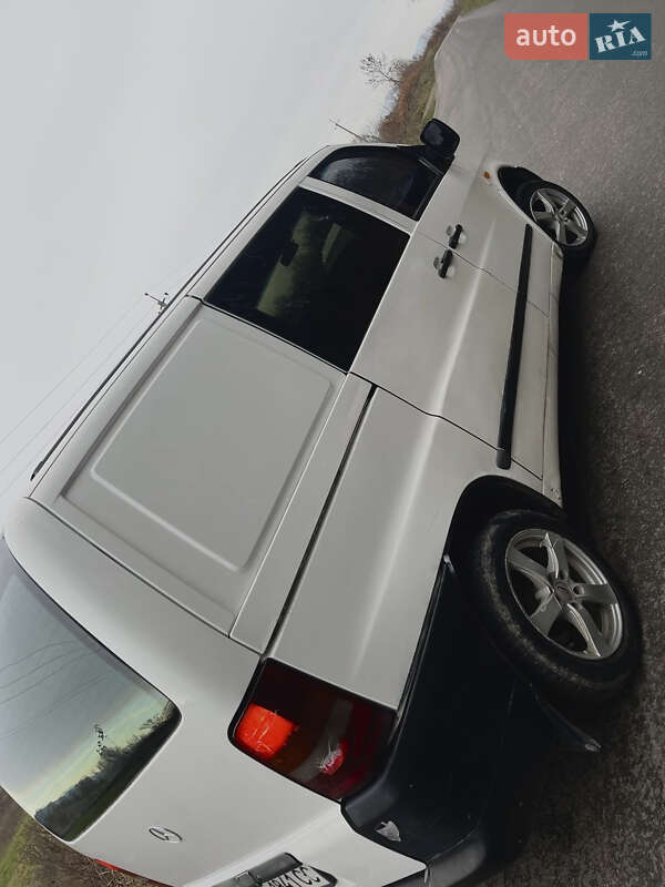 Минивэн Mercedes-Benz Vito 1997 в Иршаве