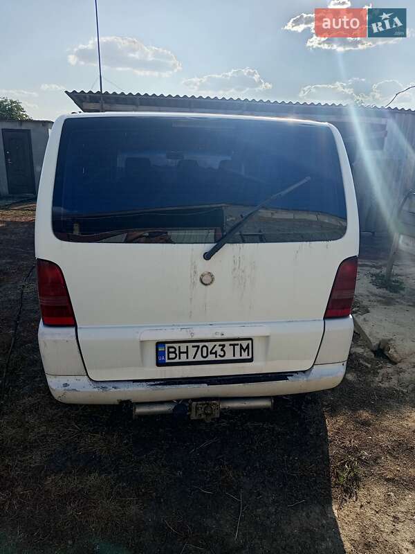 Минивэн Mercedes-Benz Vito 1999 в Сарате
