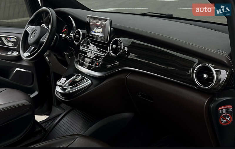 Мікроавтобус Mercedes-Benz Vito 2017 в Дніпрі