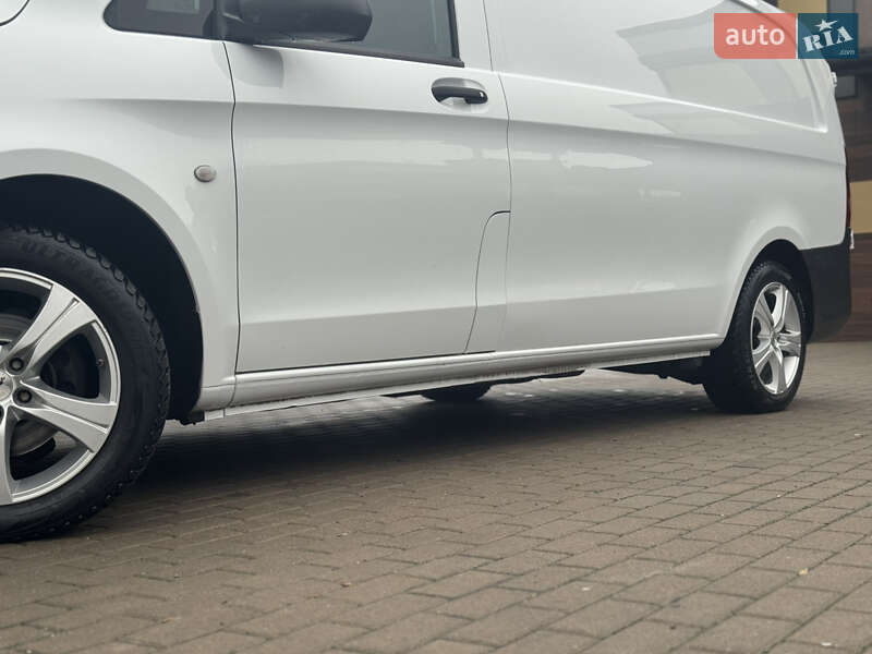 Грузовой фургон Mercedes-Benz Vito 2017 в Ровно