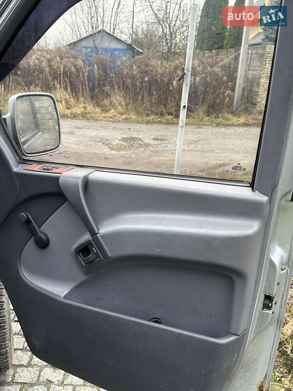 Минивэн Mercedes-Benz Vito 1999 в Ровно фото 10 Минивэн Mercedes-Benz Vito 1999 в Ровно