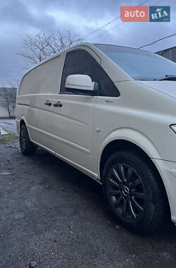 Вантажний фургон Mercedes-Benz Vito 2012 в Вінниці