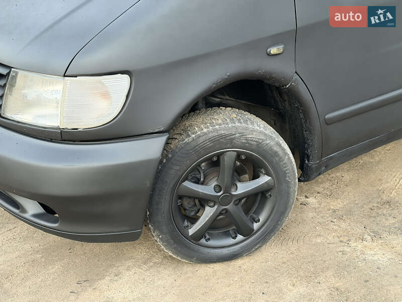 Минивэн Mercedes-Benz Vito 2002 в Камне-Каширском