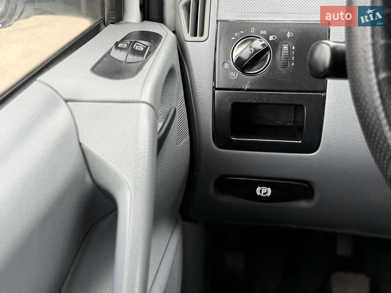 Мінівен Mercedes-Benz Vito 2004 в Рівному фото 47 Мінівен Mercedes-Benz Vito 2004 в Рівному