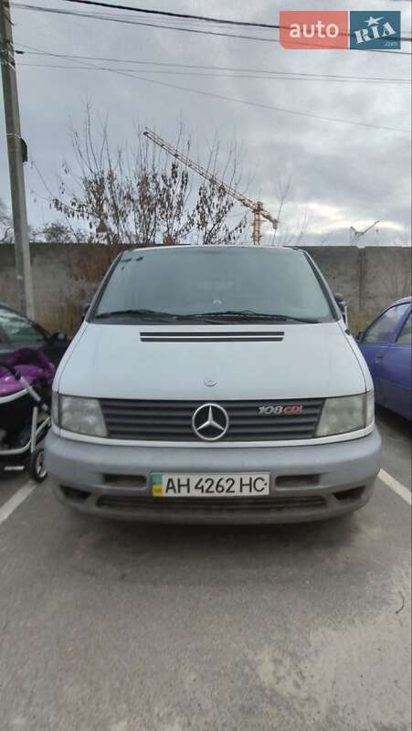 Грузовой фургон Mercedes-Benz Vito 2003 в Чернигове