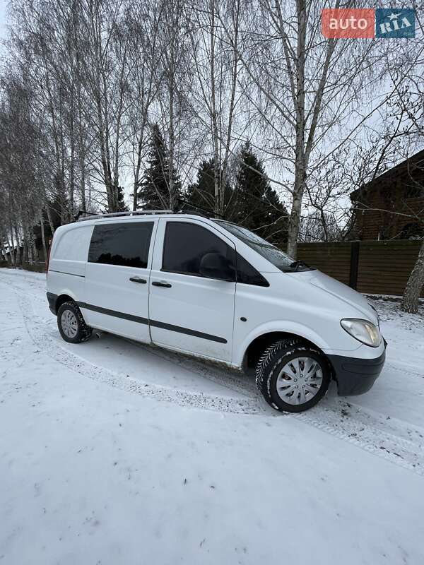 Грузопассажирский фургон Mercedes-Benz Vito 2007 в Броварах