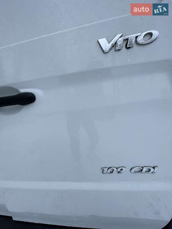 Грузопассажирский фургон Mercedes-Benz Vito 2007 в Броварах