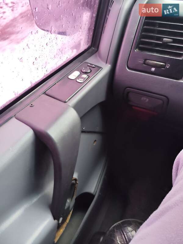 Минивэн Mercedes-Benz Vito 2002 в Ровно