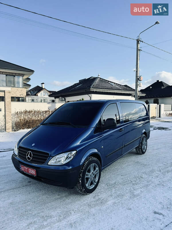 Мінівен Mercedes-Benz Vito 2005 в Рівному фото Мінівен Mercedes-Benz Vito 2005 в Рівному