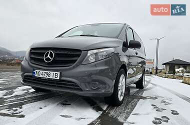 Мінівен Mercedes-Benz Vito 2015 в Мукачевому