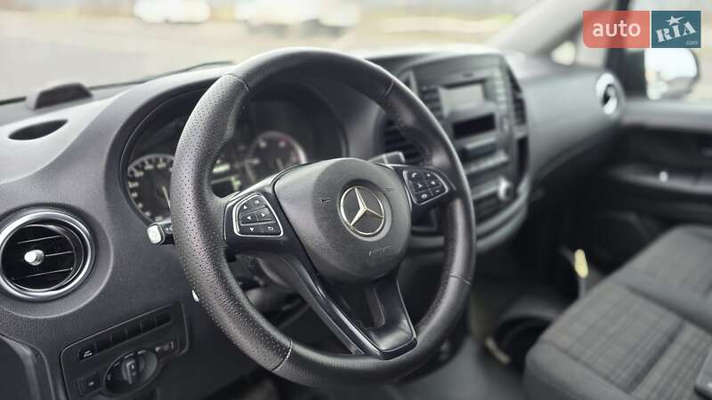 Минивэн Mercedes-Benz Vito 2015 в Мукачево