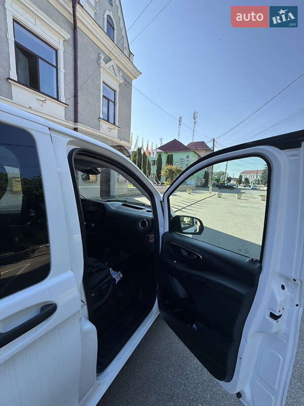 Минивэн Mercedes-Benz Vito 2016 в Сторожинце