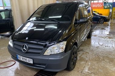 Вантажопасажирський фургон Mercedes-Benz Vito 2014 в Дніпрі