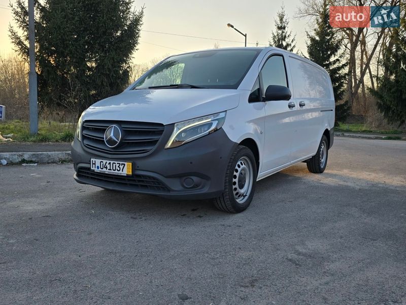 Mercedes-Benz Vito 2021
