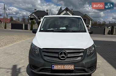 Мінівен Mercedes-Benz Vito 2016 в Сторожинці