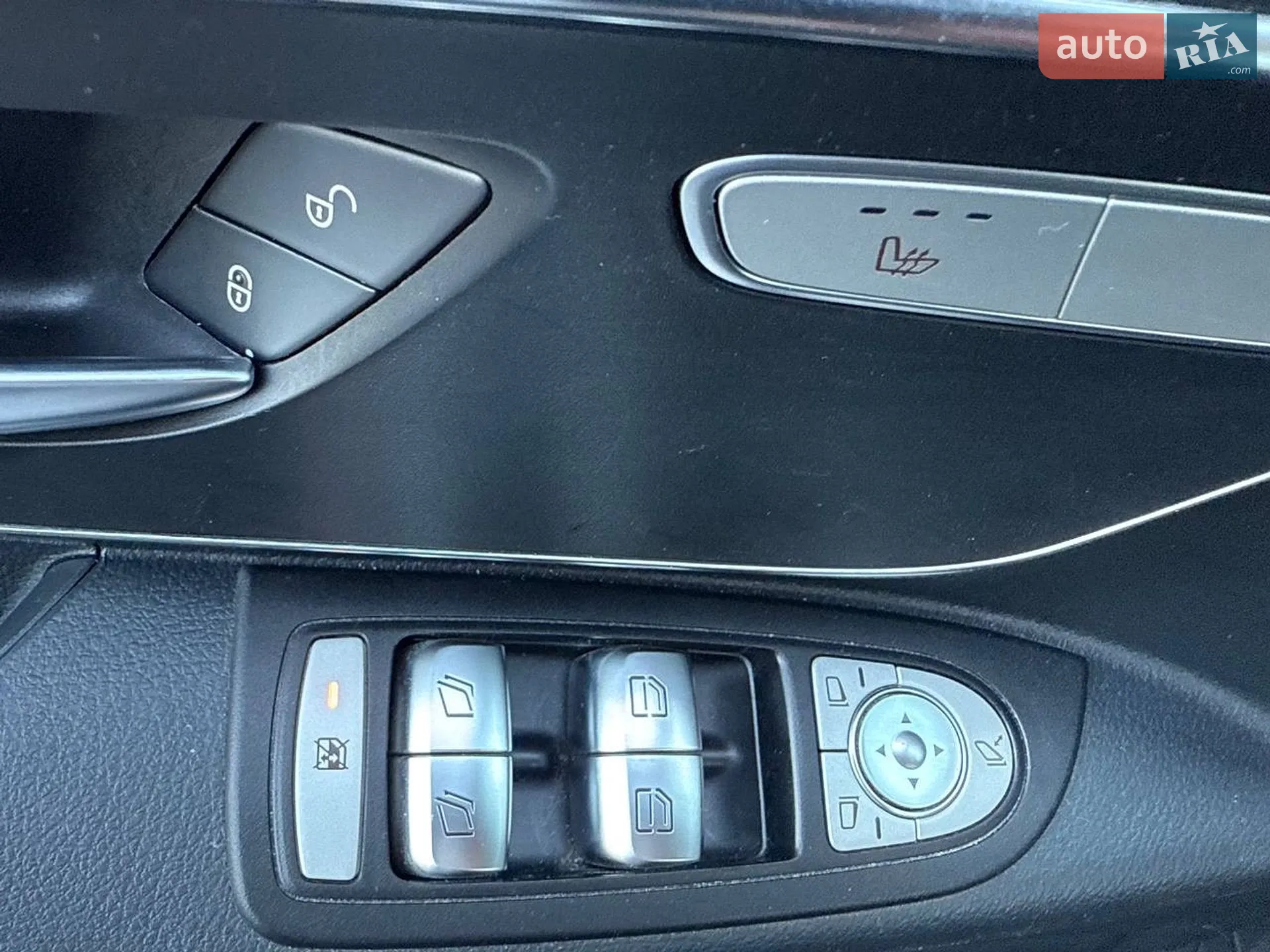 2020 Mercedes-Benz Vito - мініатюра 24