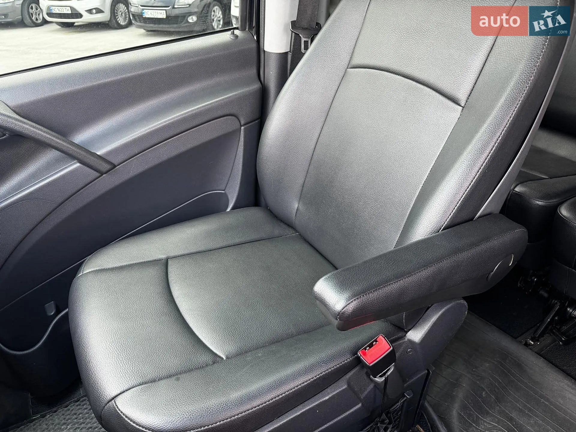 2010 Mercedes-Benz Vito - мініатюра 21