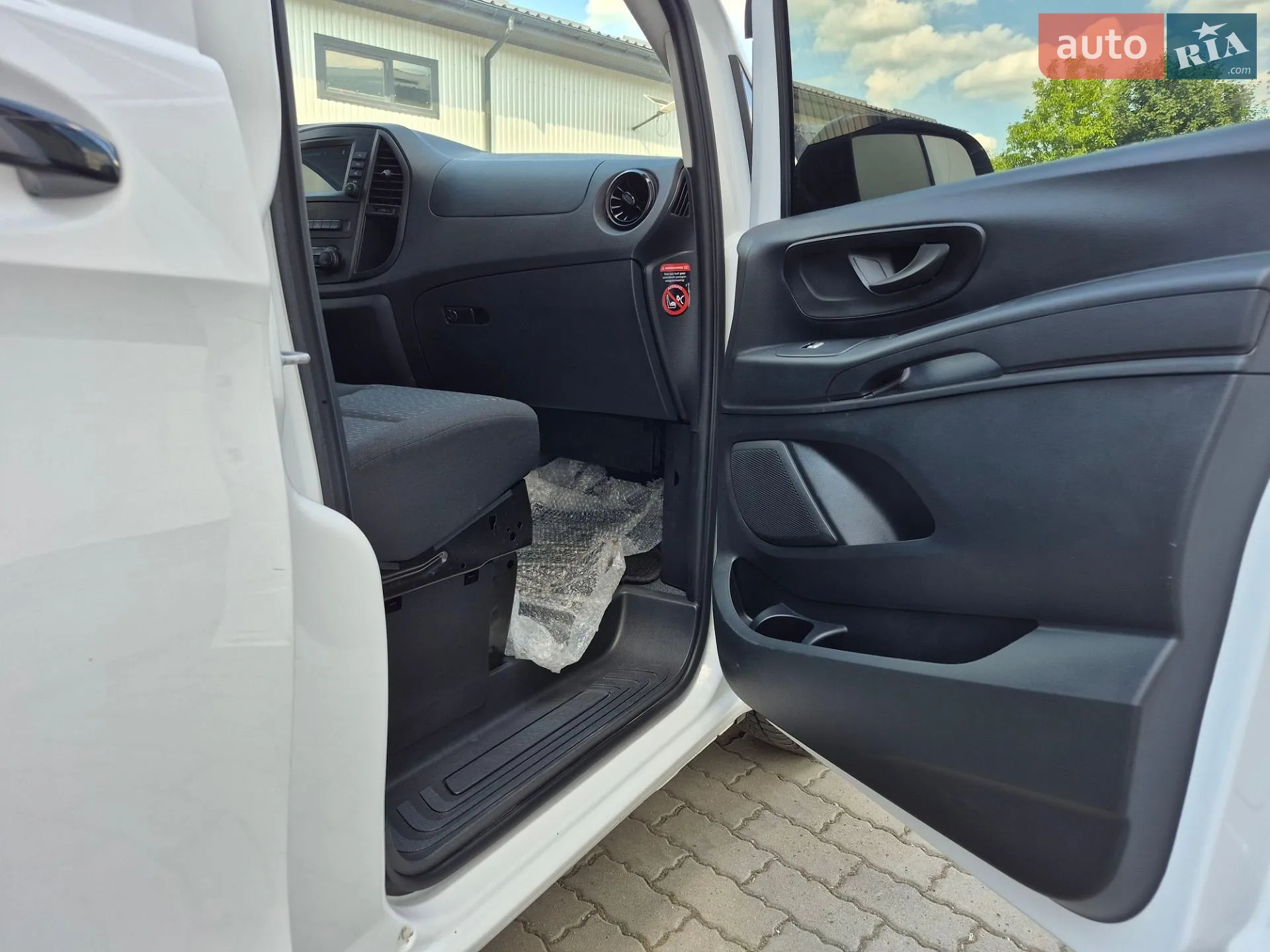 2021 Mercedes-Benz Vito - мініатюра 38