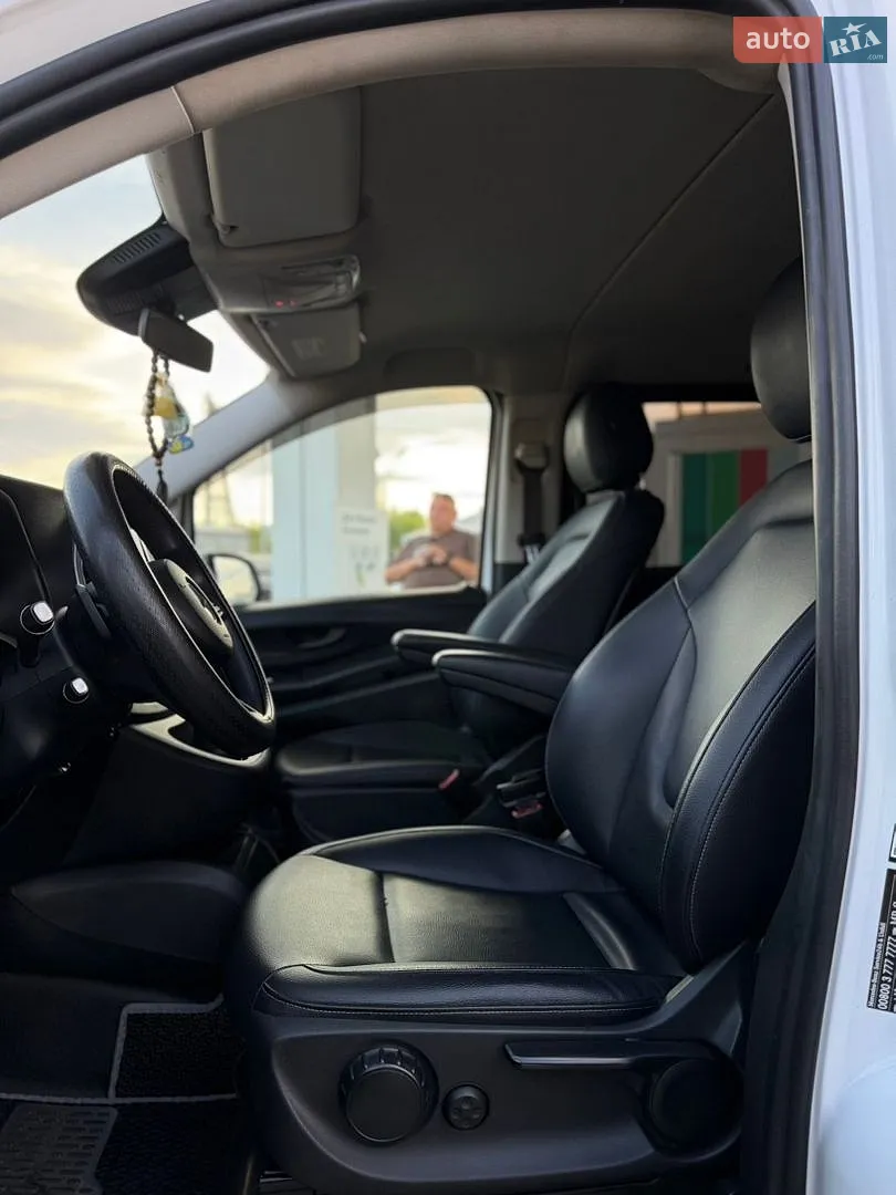 2020 Mercedes-Benz Vito - мініатюра 11
