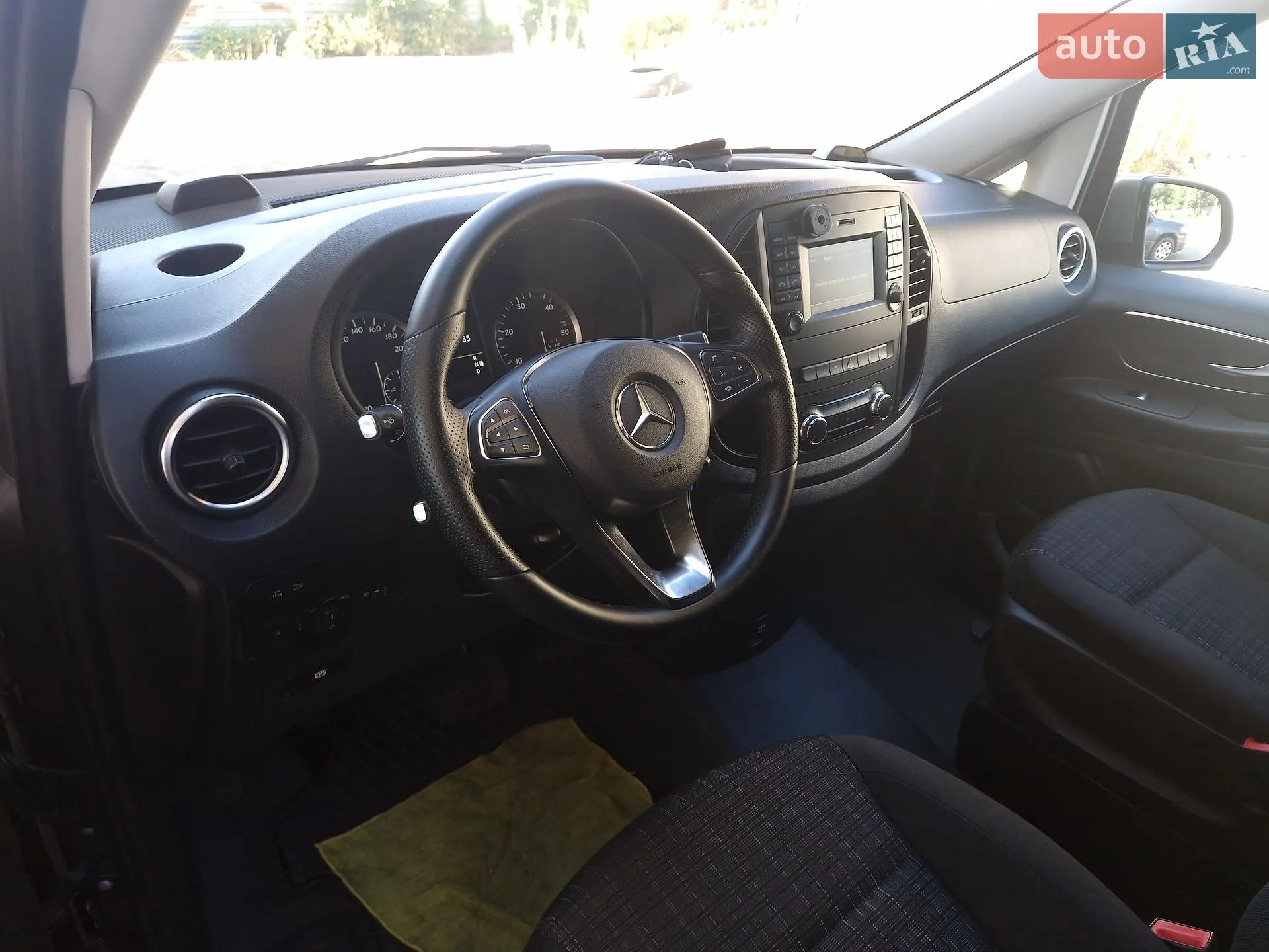 2017 Mercedes-Benz Vito - мініатюра 15