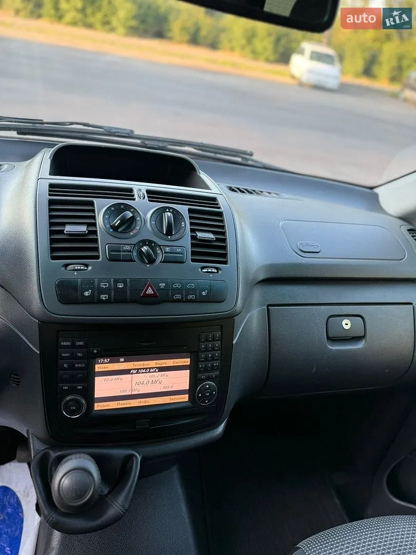 2012 Mercedes-Benz Vito - мініатюра 18