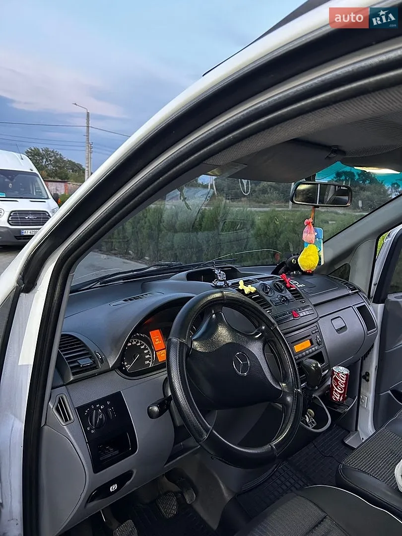 2010 Mercedes-Benz Vito - мініатюра 12