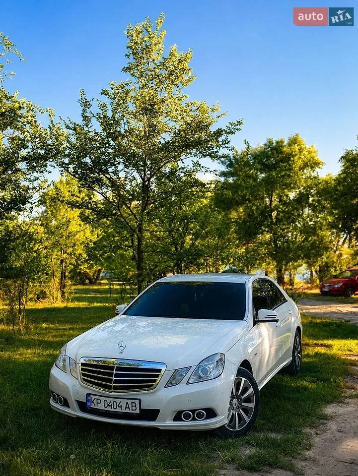 2010 Mercedes-Benz E-klasse - мініатюра 48