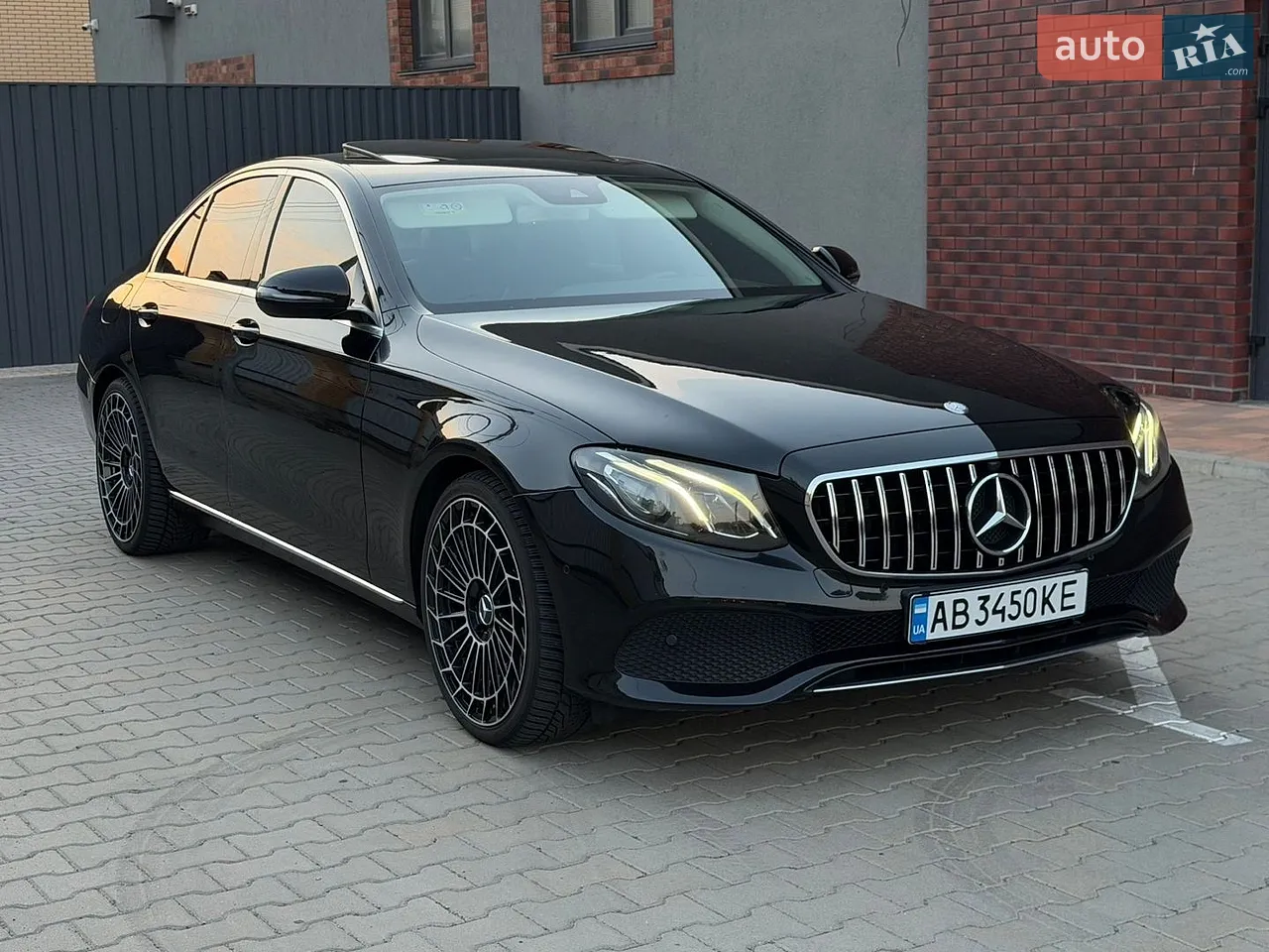 2016 Mercedes-Benz E-klasse - мініатюра 56