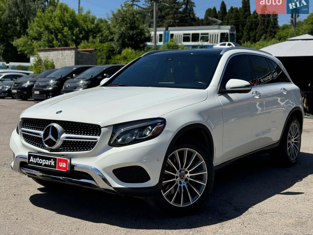 2017 Mercedes-Benz GLC - мініатюра 47