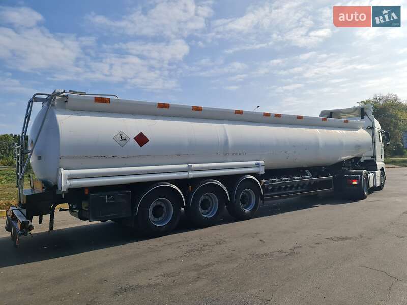 Цистерна напівпричіп Merceron М-343 SМ 1999 в Вінниці