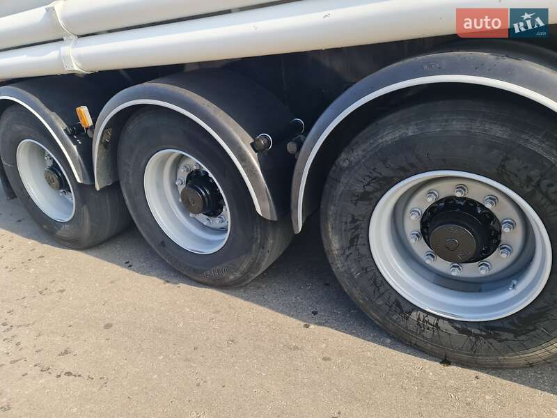 Цистерна напівпричіп Merceron М-343 SМ 1999 в Вінниці