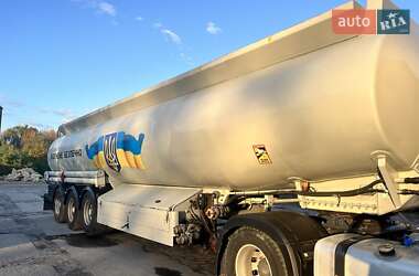 Цистерна напівпричіп Merceron М-343 SМ 2000 в 