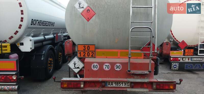 Цистерна Merceron М 343RDP0 1999 в Киеве