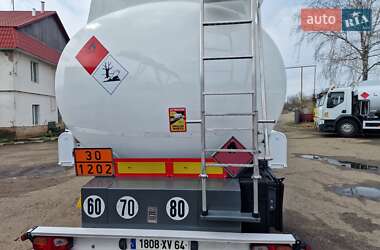Цистерна полуприцеп Merceron М 343RDP0 2004 в 