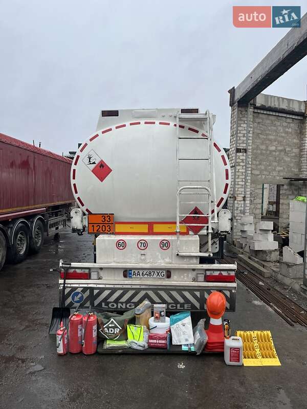 Цистерна полуприцеп Merceron M 1999 в Житомире фото 10 Цистерна полуприцеп Merceron M 1999 в Житомире